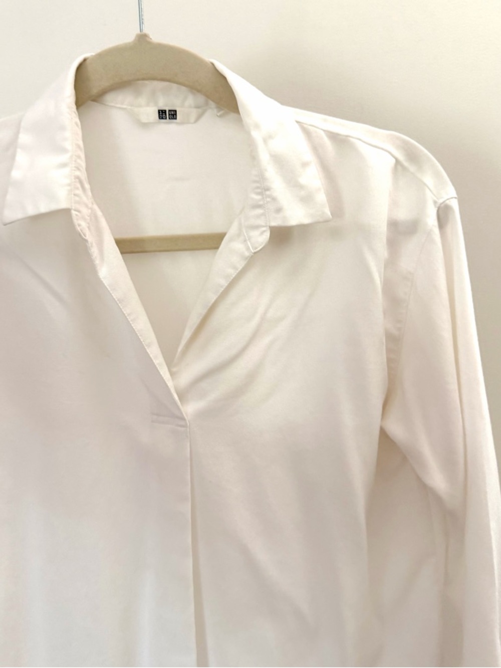 Uniqlo White 3/4 Sleeve Blouse